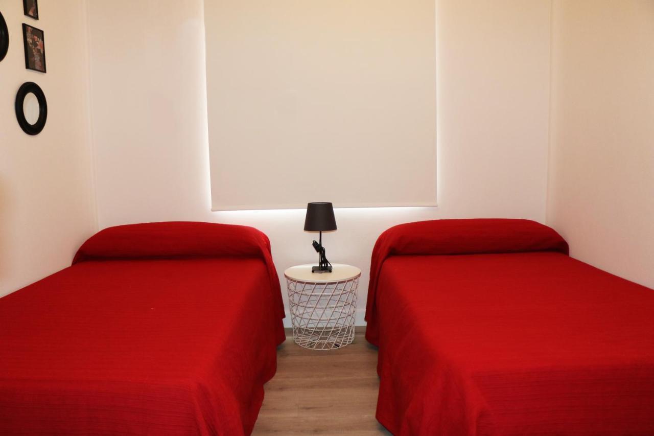 Kasetas Apartment’S Sarria Bagian luar foto